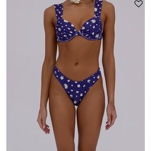 WEWOREWHAT RUCHED CLAUDIA TOP & CLASSIC SCOOP BOTTOM | POLKA DOT FLORAL